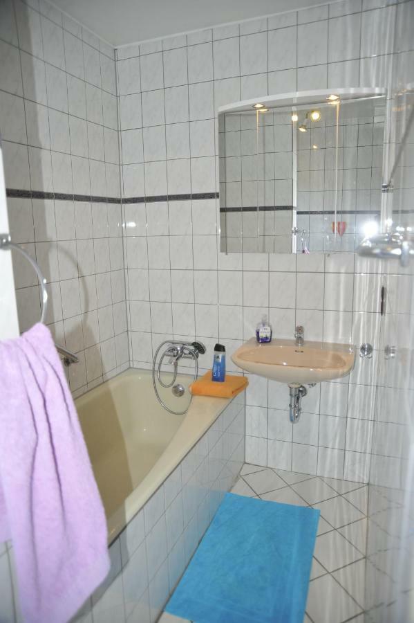 Hotel Zur Herzklinik Bad Oeynhausen Bagian luar foto